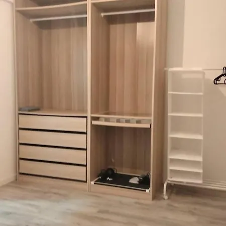 Lisbon 3-bed In 15min From * Amora